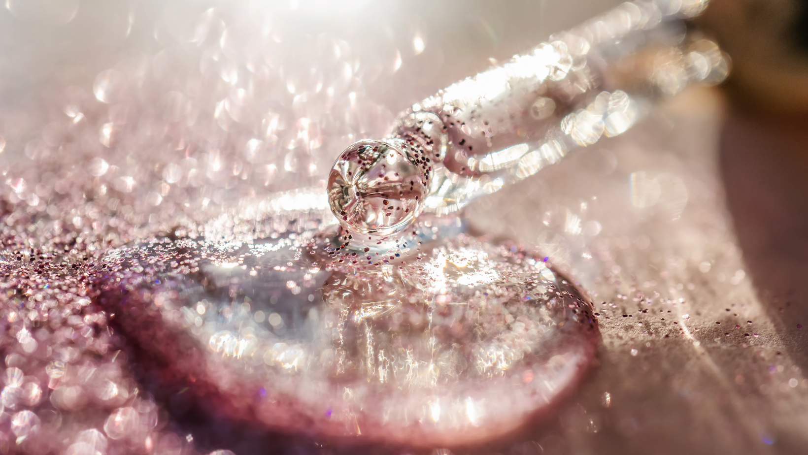 Molekulinės biologijos proveržis: kodėl PDRN vadinamas „skystuoju lazeriu“ ir kaip jis keičia moterų odą Lietuvoje?